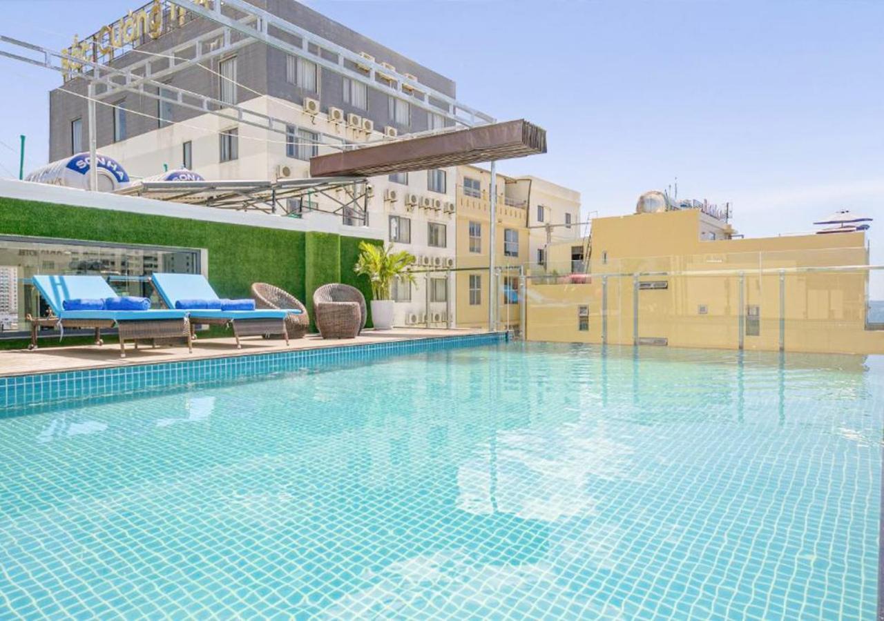 Yuni Hotel And Apartment Дананг Экстерьер фото